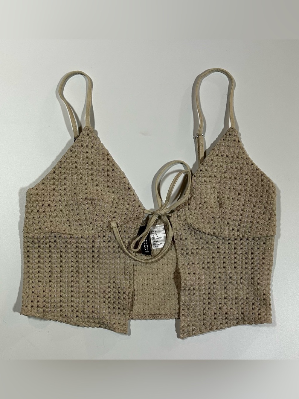 H&M Divided Beige Pointelle Knit Tie Front Crop Cami Top Size Small